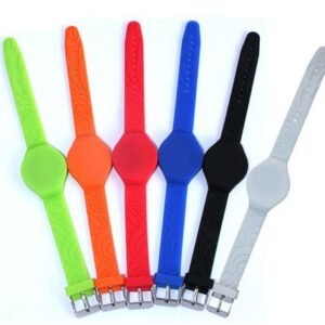 Pulsera de silicona ajustable EM 125Khz . Color surtido